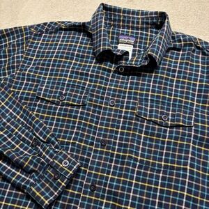 Patagonia Buckshot Shirt Mens M Plaid Blue Button Up Long Sleeve Organic‎ Cotton